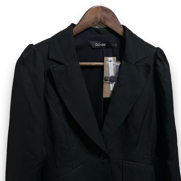 NWT DO+BE Lightweight Poly Spandex Blend Single Button Blazer Size Small 17 x 24 - Picture 5 of 7